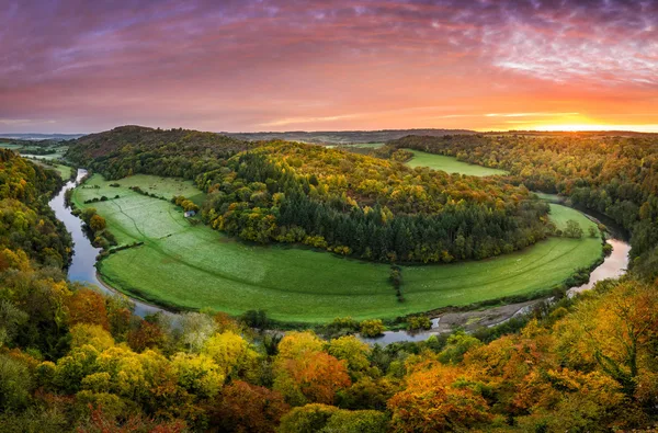 Symonds Yat Rock